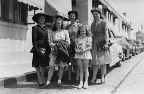 Bev on trip to CA with Dorothy (1946)