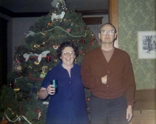 Christmas at Yellow House, American Gothic-style (1971)